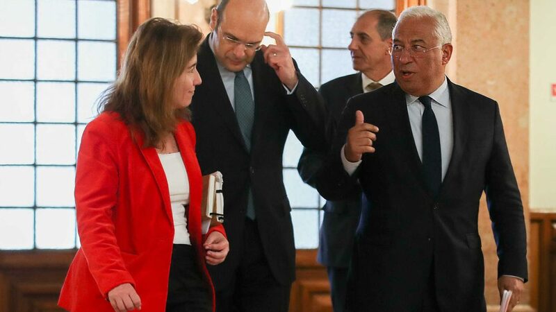Salários, crédito, moratórias e rendas. O que vai ajudar famílias e empresas Um guia simplificado para não se perder em tempos de estado de emergência.